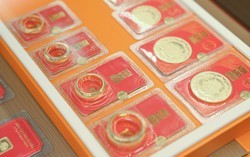 Giá vàng giằng co trong 1 tháng qua: Từ đỉnh 147,6 triệu xuống đáy 135 triệu đồng/lượng và liên tiếp phục hồi, tiếp theo sẽ đi về đâu?