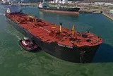 Sau 9 tuần xung đột với Iran, Mỹ bán được hơn 250 triệu thùng dầu, giành 'ngôi vương' từ tay nước đồng minh