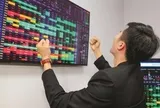 Một công ty chứng khoán ước lãi kỷ lục sau 6 tháng