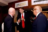 Đệ nhất công tử nước Mỹ Barron Trump là tâm điểm của khán đài chung kết World Cup vì chiều cao hơn 2 mét