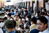 Ba nhóm người ở Việt Nam có thể được hỗ trợ thêm 5 triệu đồng/tháng nếu làm một việc, điều kiện là gì?