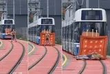 Lần đầu tiên trong lịch sử: Tàu điện được trang bị túi khí bên ngoài để ngăn thảm kịch chết người!
