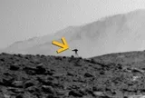 Vật thể ba chân kỳ lạ trên Sao Hỏa do xe Curiosity chụp được và sự thật đằng sau bức ảnh
