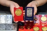 Vàng lên xuống liên tục, người mua vàng nên làm gì?