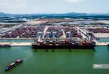 Việt Nam xuất siêu trở lại sau 9 tháng liên tiếp nhập siêu