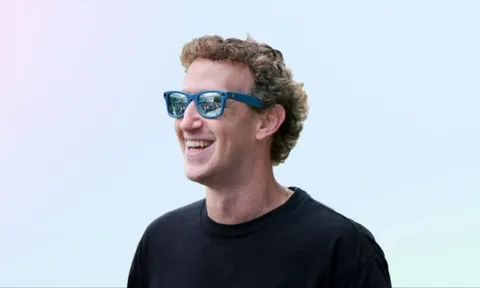 Mark Zuckerberg trả lương nhân viên ngang ngửa lương Cristiano Ronaldo, cả thế giới phải choáng váng