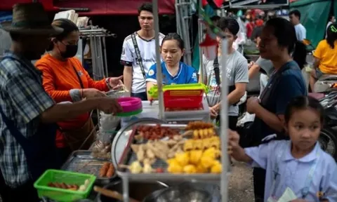 Một quốc gia đang gánh núi nợ “khổng lồ”, cao nhất Đông Nam Á