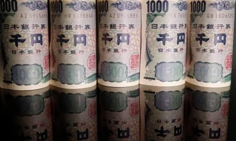 Đồng yên, đồng won đồng loạt giảm mạnh, tâm lý nhà đầu tư chao đảo sau thông báo áp thuế của ông Trump