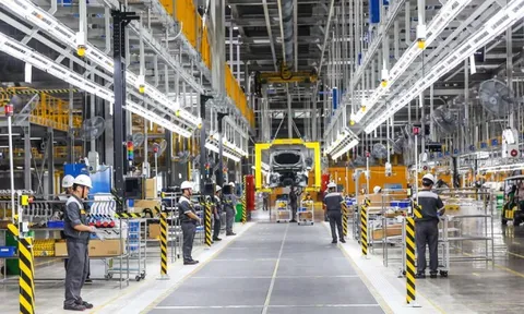 Công nghiệp khởi sắc mạnh, tăng trưởng cao nhất kể từ năm 2020