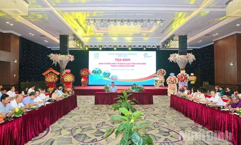 Ninh Bình định hướng phát triển du lịch trong không gian mới