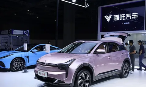 Lại thêm 1 startup xe điện Trung Quốc điêu đứng: Công ty mẹ phá sản, phải đóng cửa loạt showroom