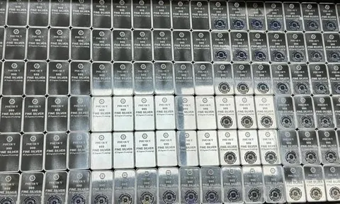 Giá bạc vọt lên đỉnh 14 năm: Làn sóng trú ẩn lên ngôi giữa bất ổn toàn cầu gia tăng