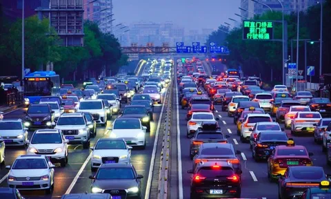 20 năm trước, không đọ nổi xe xăng với Mỹ, Trung Quốc đánh cược vào xe điện: Tưởng thất bại ai ngờ thắng lớn