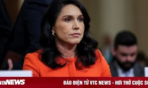 Giám đốc tình báo Mỹ kêu gọi truy tố ông Obama