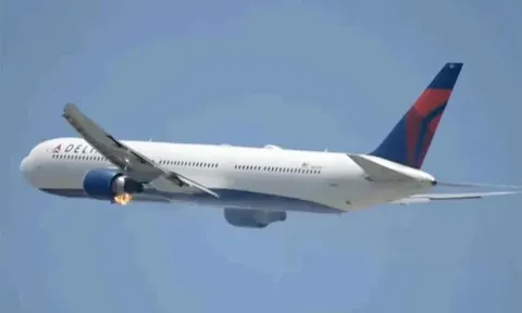 Máy bay Boeing 767 chở 235 người bị cháy động cơ giữa không trung