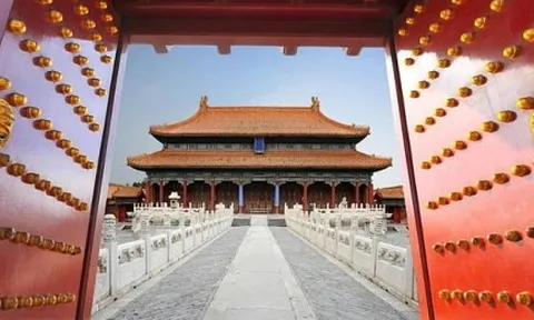 Tử Cấm Thành và bí mật 81 chiếc đinh trên cánh cổng dành riêng cho hoàng đế