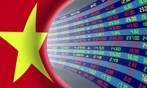 Tiền ồ ạt đổ vào chứng khoán khi VN-Index vượt đỉnh lịch sử, thanh khoản khớp lệnh cao kỷ lục