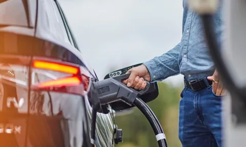 Châu Âu cán mốc một triệu điểm sạc xe điện