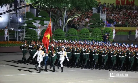 Buổi tổng hợp luyện đầu tiên trên Quảng trường Ba Đình