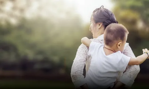 30 triệu mẹ đơn thân và sức ép thầm lặng lên kinh tế Trung Quốc