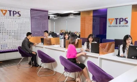 Chứng khoán Tiên Phong tuyên bố khắc phục xong nguyên nhân bị cảnh báo, cổ phiếu bật tăng mạnh