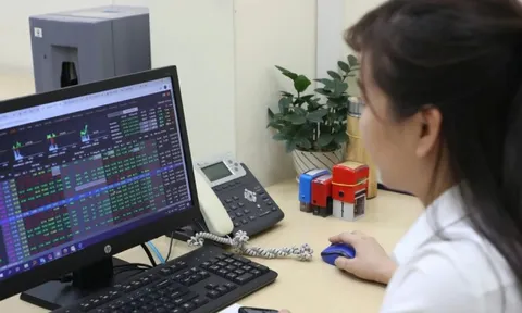 Chứng khoán rung lắc trước kỳ nghỉ lễ