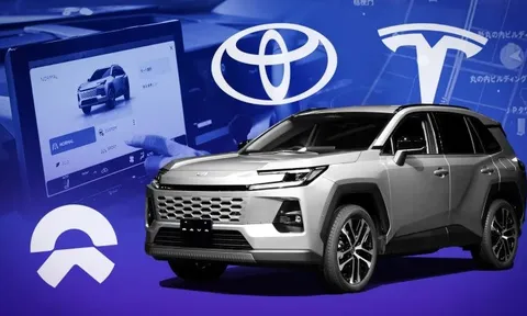Cuộc chuyển đổi 100 năm của ngành ô tô: Ai sẽ trở thành Android, ai sẽ là iOS của thế giới xe hơi?