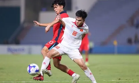 U23 Việt Nam thắng U23 Singapore: Chưa hay, không may nên nhọc nhằn