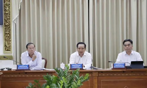 Tp.HCM: Thu ngân sách tăng mạnh nhưng giải ngân đầu tư công “chưa căn cơ”
