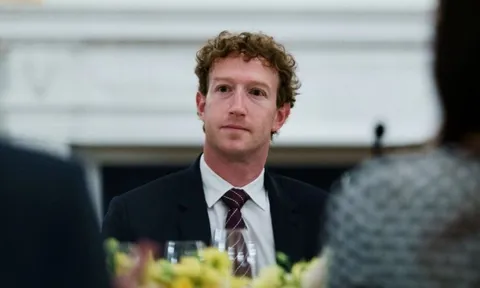 Mark Zuckerberg đâm đơn kiện chống lại Meta, công ty mẹ của Facebook