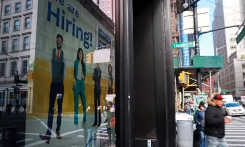 Thị trường lao động tiếp tục suy yếu: Thêm tín hiệu cho thấy Fed nhiều khả năng cắt giảm lãi suất trong cuộc họp tuần sau