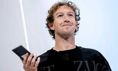 Mark Zuckerberg kéo Meta vào ‘cuộc chiến súp’ kỳ lạ với OpenAI: Đích thân tỷ phú nấu ăn mang đến nhà nhân viên để mời về làm việc