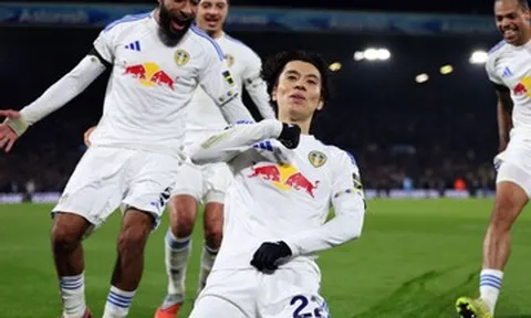 Hàng thủ mơ ngủ, Chelsea thua sốc Leeds United
