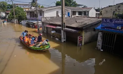 Thiệt hại kinh tế khổng lồ do mưa lũ tại châu Á