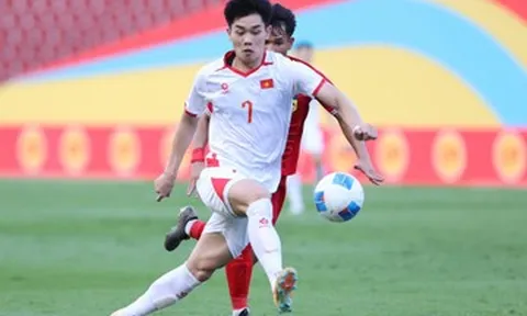 U22 Việt Nam: HLV Kim Sang Sik tiếp vận 'son', khó bỗng hóa dễ