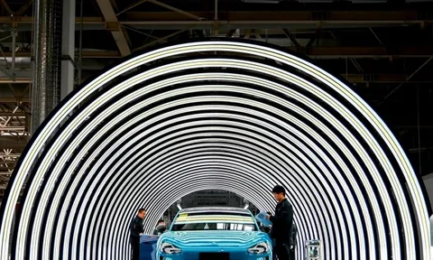 Chuyện thật như đùa: Nhiều người sẵn sàng chi hàng triệu, tranh giành chỉ để được xem thứ này của Xiaomi