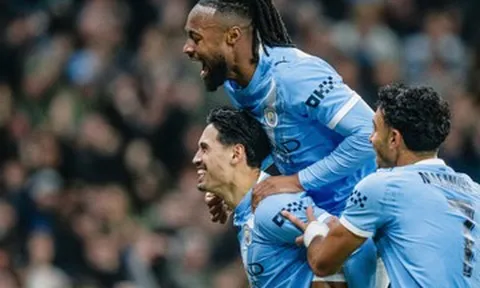 Man City hẹn Arsenal ở chung kết: 'Chiêu lạ' của Pep Guardiola