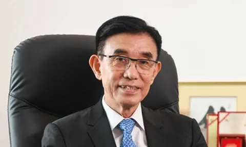 Từ bỏ Thung lũng Silicon về nước, chủ tịch 82 tuổi ra quyết định ‘đắt giá’