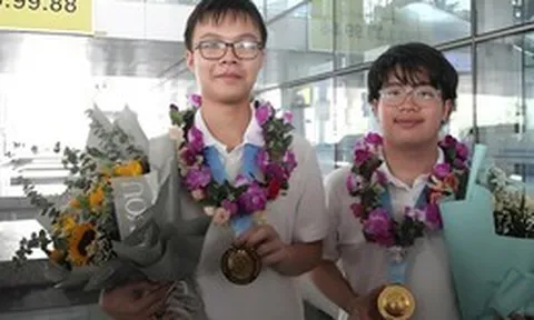 Sự thật về chiếc huy chương vàng: Có bao nhiêu vàng thật bên trong phần thưởng "vạn người mê" này?