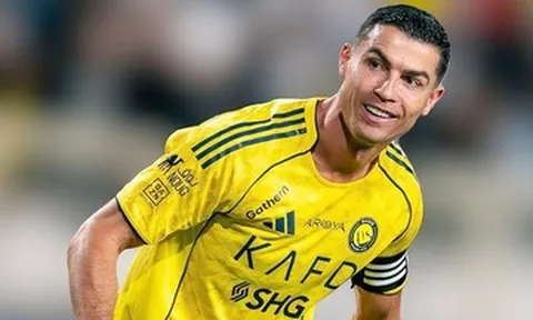 Ronaldo đá hỏng phạt đền, lo lỡ hẹn World Cup 2026