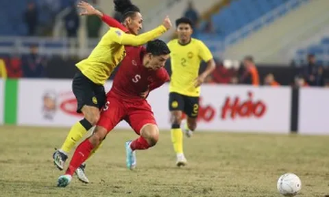 Tuyển Việt Nam: Ai vá hàng thủ cho HLV Kim Sang Sik