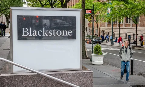 Thị trường tín dụng tư nhân tại Mỹ rung lắc mạnh: Nhà đầu tư ồ ạt rút 3,8 tỷ USD khỏi một quỹ, rất nhiều người đang muốn lấy lại tiền