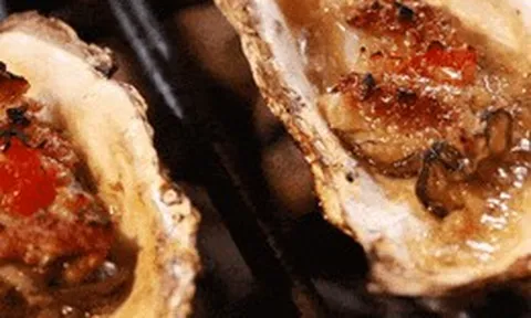 Sự thật trớ trêu về những con hàu "thần dược phòng the": Khi chúng ta ăn những kẻ vô sinh để cầu mong... sung mãn