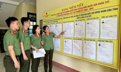Công an Quảng Ngãi siết chặt an ninh trật tự, bảo đảm an toàn cho ngày bầu cử