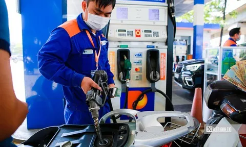 Bộ Công Thương khuyến khích làm việc từ xa để tiết kiệm xăng dầu