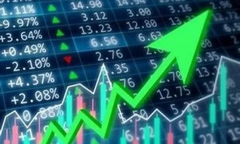 Cổ phiếu ngân hàng dẫn dắt, VN-Index bật tăng gần 24 điểm