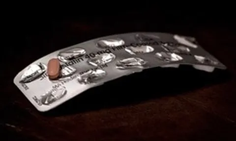 Hàng triệu người có thể cần bắt đầu dùng thuốc hạ cholesterol ngay từ tuổi 30 và đây là lý do