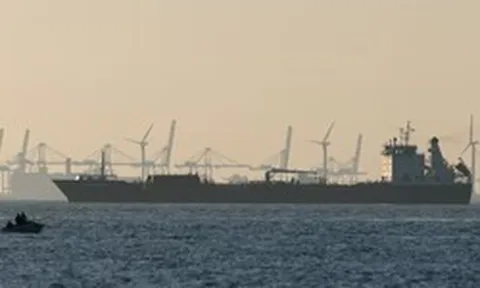 Gần 2 triệu thùng xăng đang tới châu Âu bất ngờ đổi hướng, đi thẳng đến châu Á