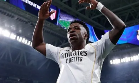 Real Madrid bùng nổ: Vinicius tìm lại nụ cười với Arbeloa