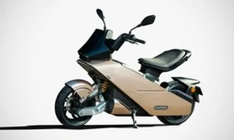 Thương hiệu SCOOX chính thức tung ra thị trường mẫu xe máy điện mang đậm phong cách viễn tưởng